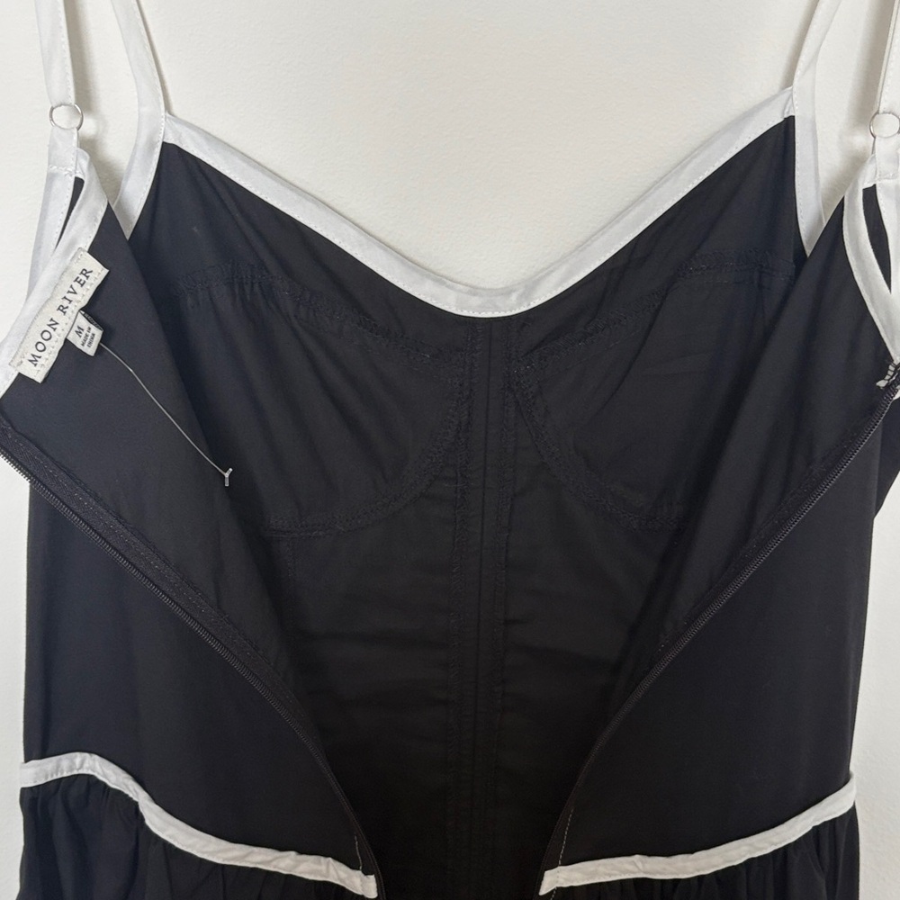 Moon River Black and White Maxi Dress - Picture 4 of 5